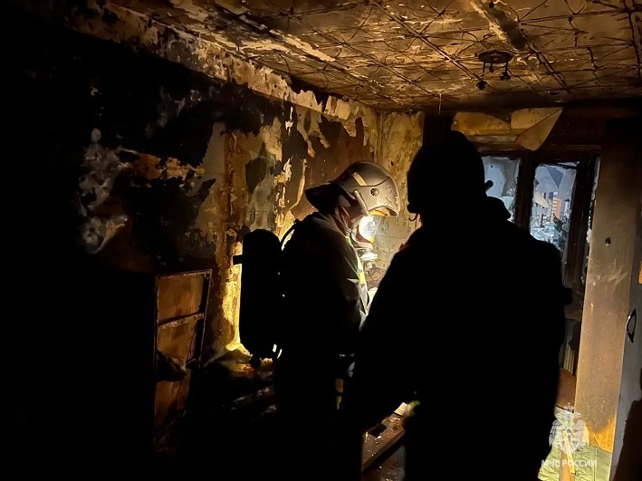 В Башкирии за ночь дважды тушили пожары в многоквартирных домах