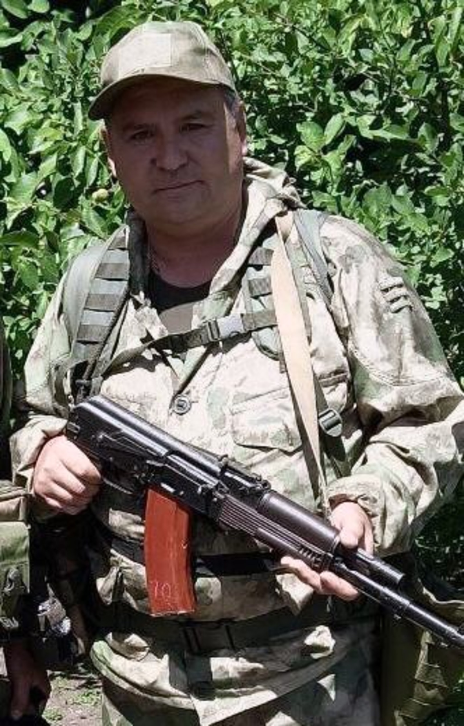 из архива «Саяна» На передовой и медики должны быть с оружием.