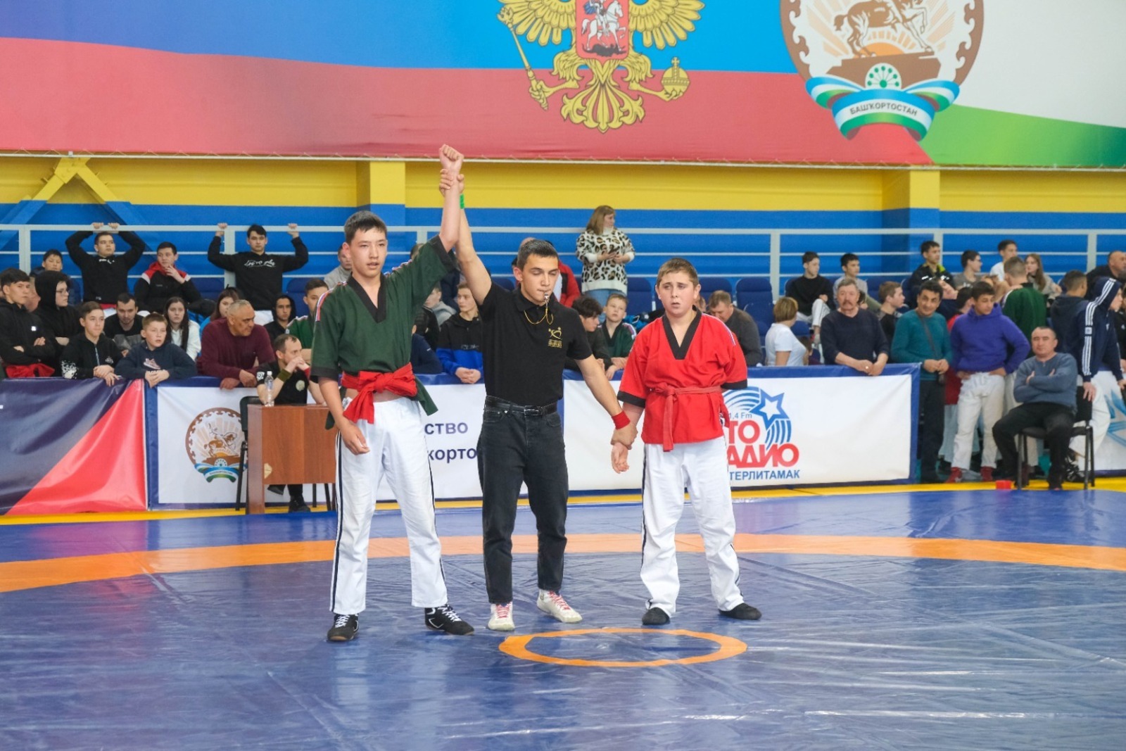 В Стерлитамаке борцы-юниоры сошлись на турнире памяти Шаймуратова