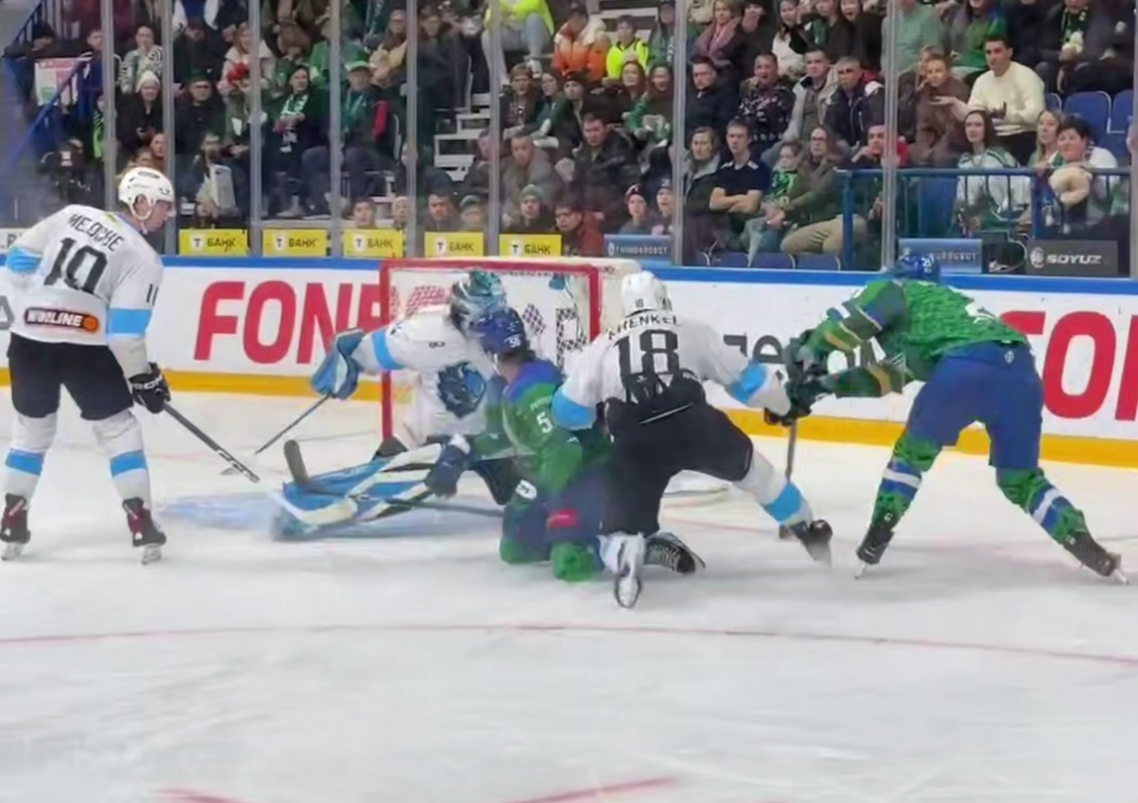 «Салават Юлаев» в овертайме уступил минскому «Динамо»