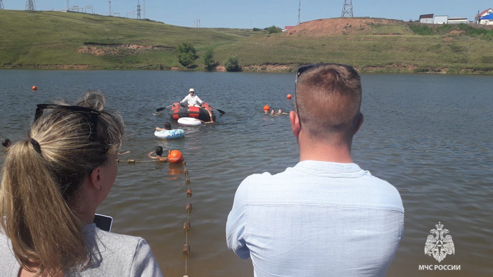 В Башкирии женщина стала тонуть в надувном круге