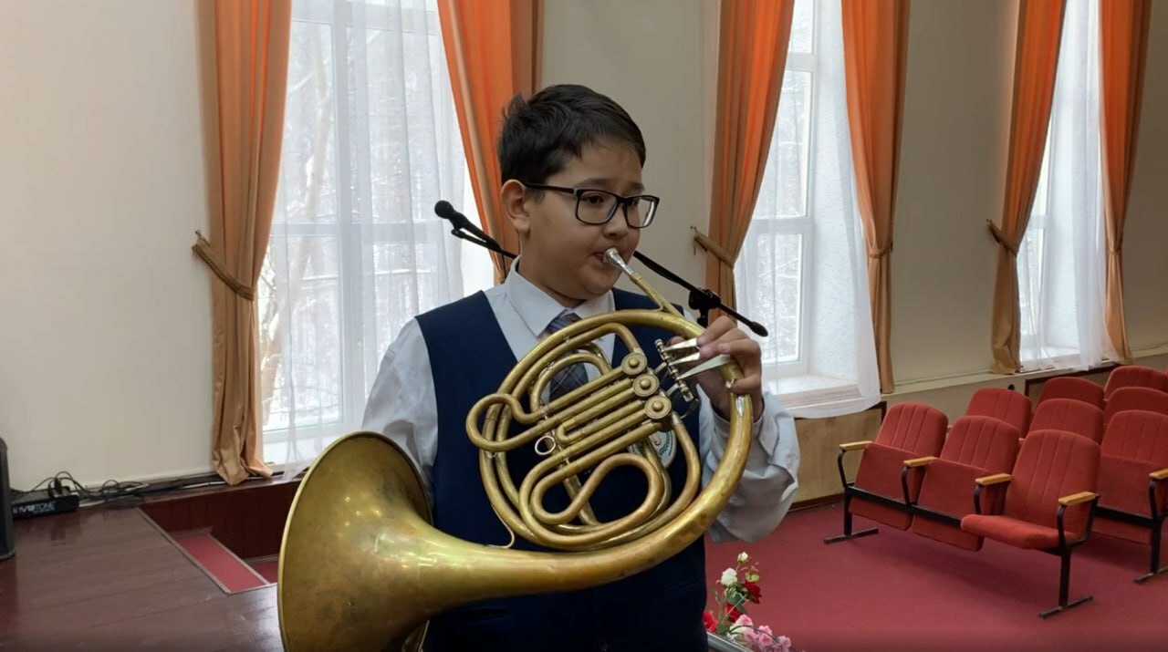 Школьник из Башкирии получил от Путина бур для зимней рыбалки