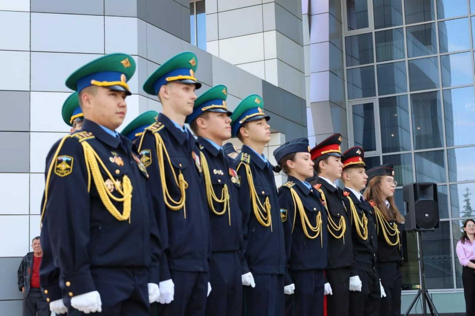 Творческие бригады военных округов минобороны России начали гастроли по Башкирии