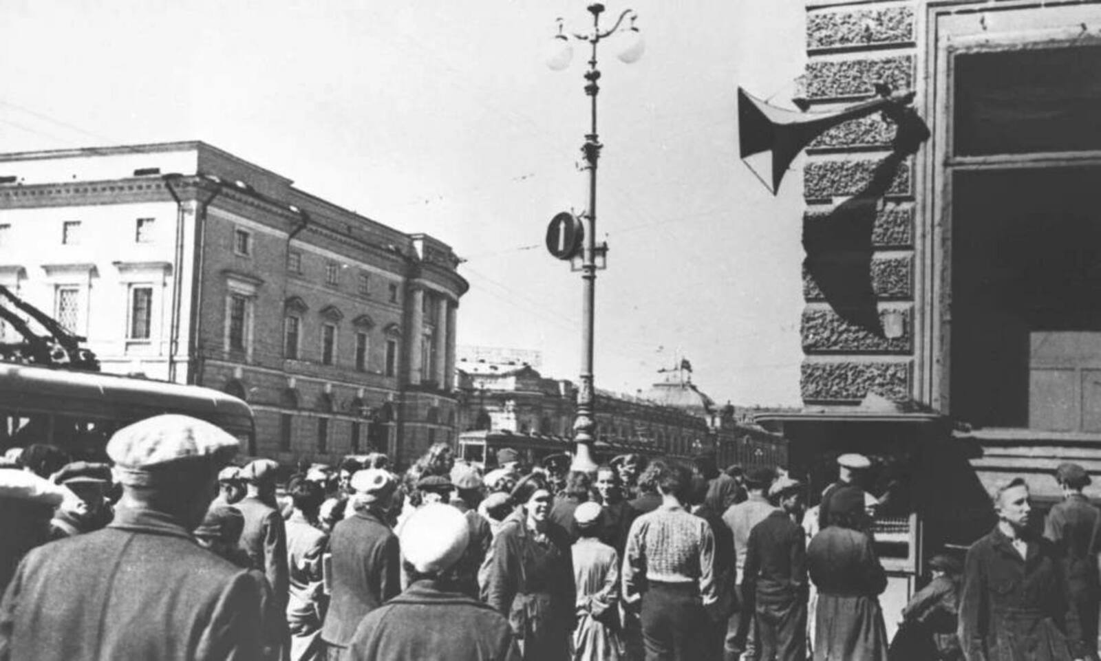 Андрей Назаров напомнил, как начиналась война