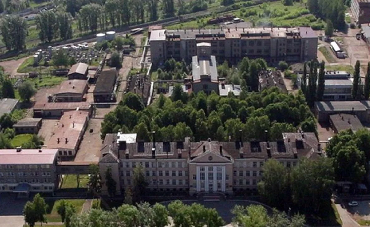 из архива Эльшада Теляшева Институт нефтепереработки до сих пор находится в залоге у государства.