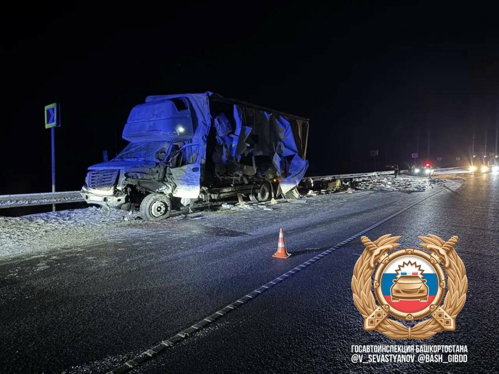 В Туймазинском районе Башкирии столкнулись грузовики. Один из водителей погиб