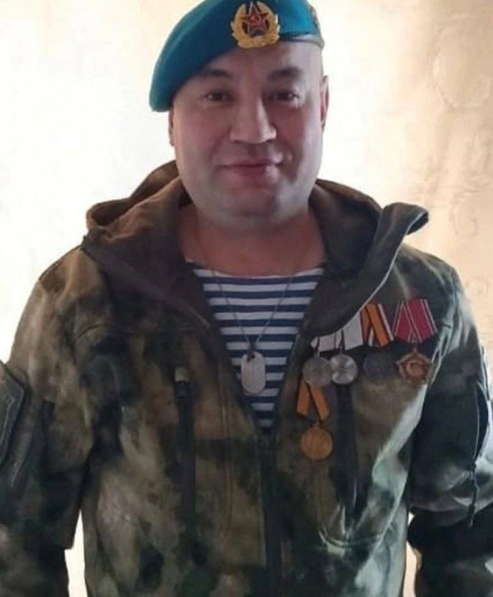 Боец из Башкирии принял роды под обстрелом врага