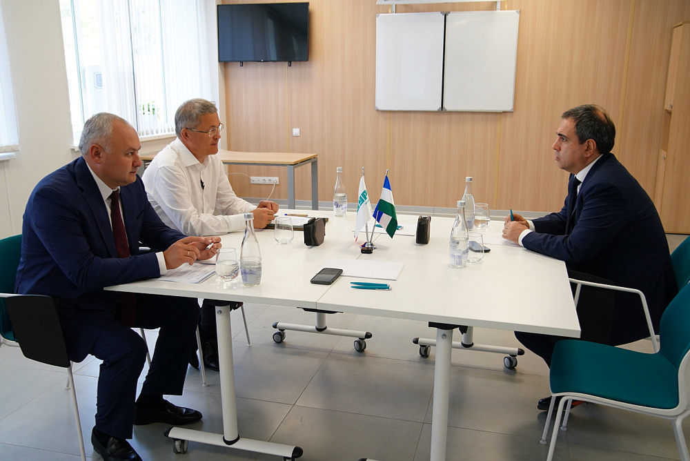 Радий Хабиров оценил подготовку студентов в Благовещенске