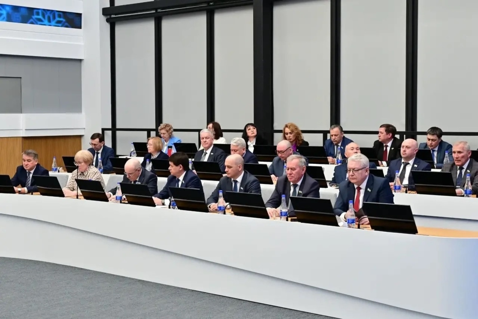 В Башкирии члены правительства встретились с депутатами Госсобрания РБ