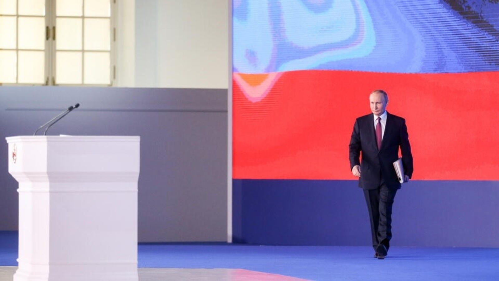 трансляция Послания Владимир Путин: Экономика России преодолела возникшие риски и подтвердила свою устойчивость