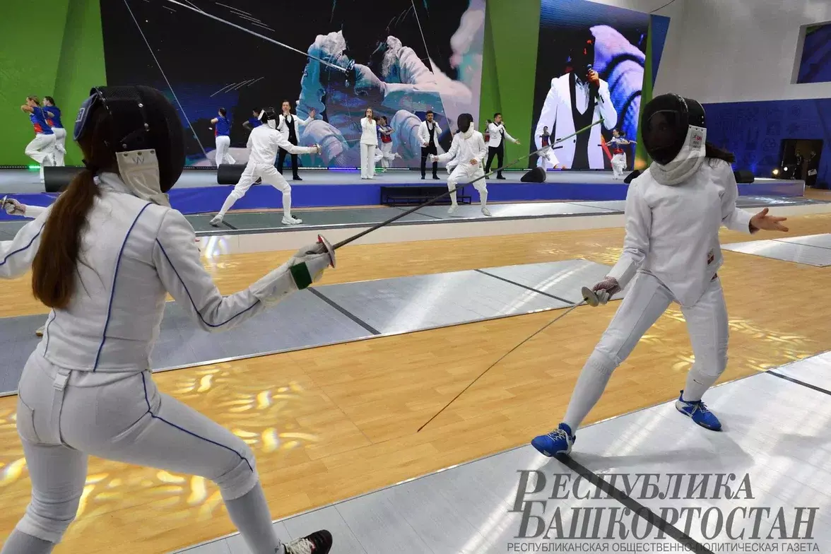 В Уфе сегодня открылся и принял первые соревнования Центр фехтования