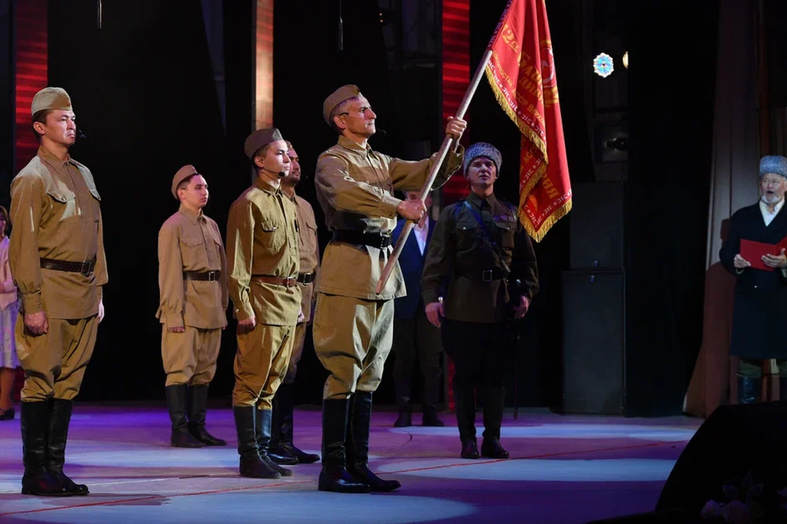 В Уфе прошёл благотворительный концерт «В единстве — сила!»