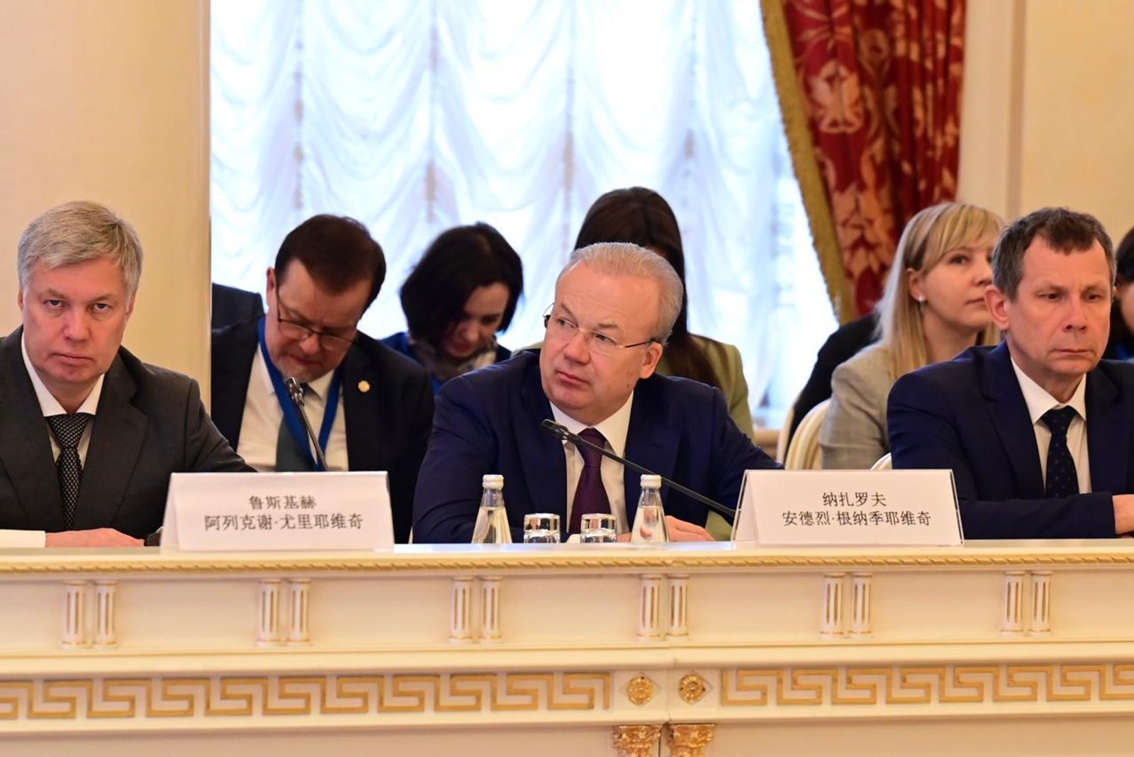 Андрей Назаров принял участие в дискуссии по сотрудничеству России и Китая