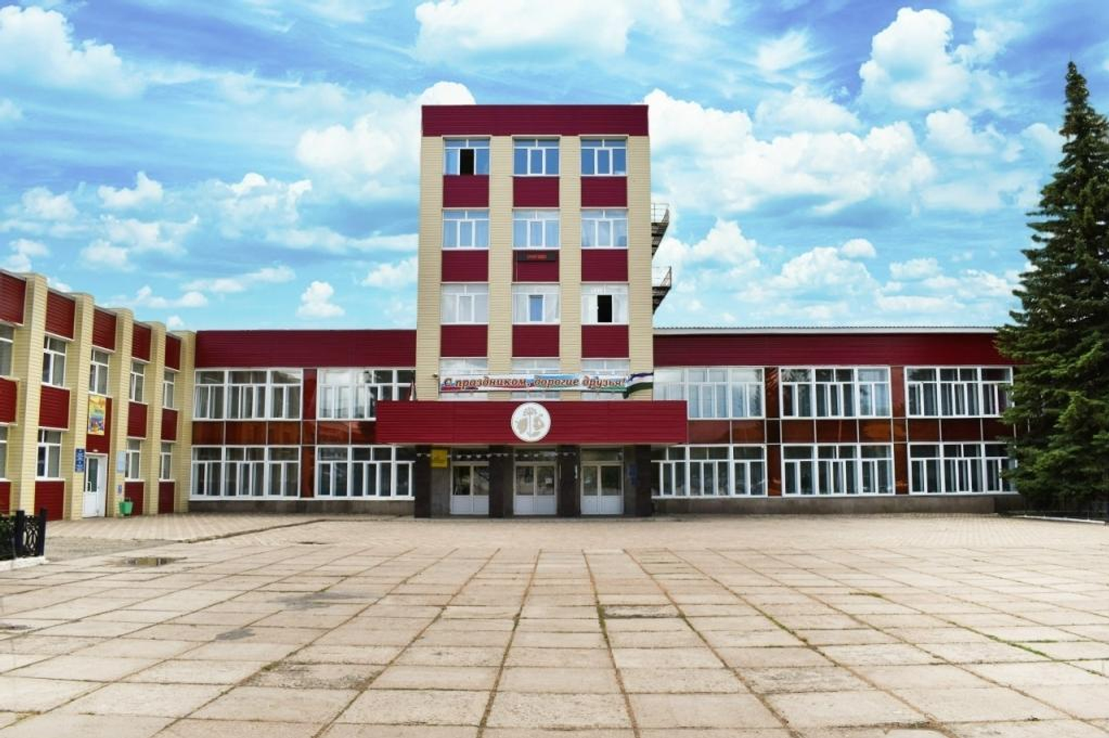 В Миякинском районе Дворец культуры получил новое техническое оснащение