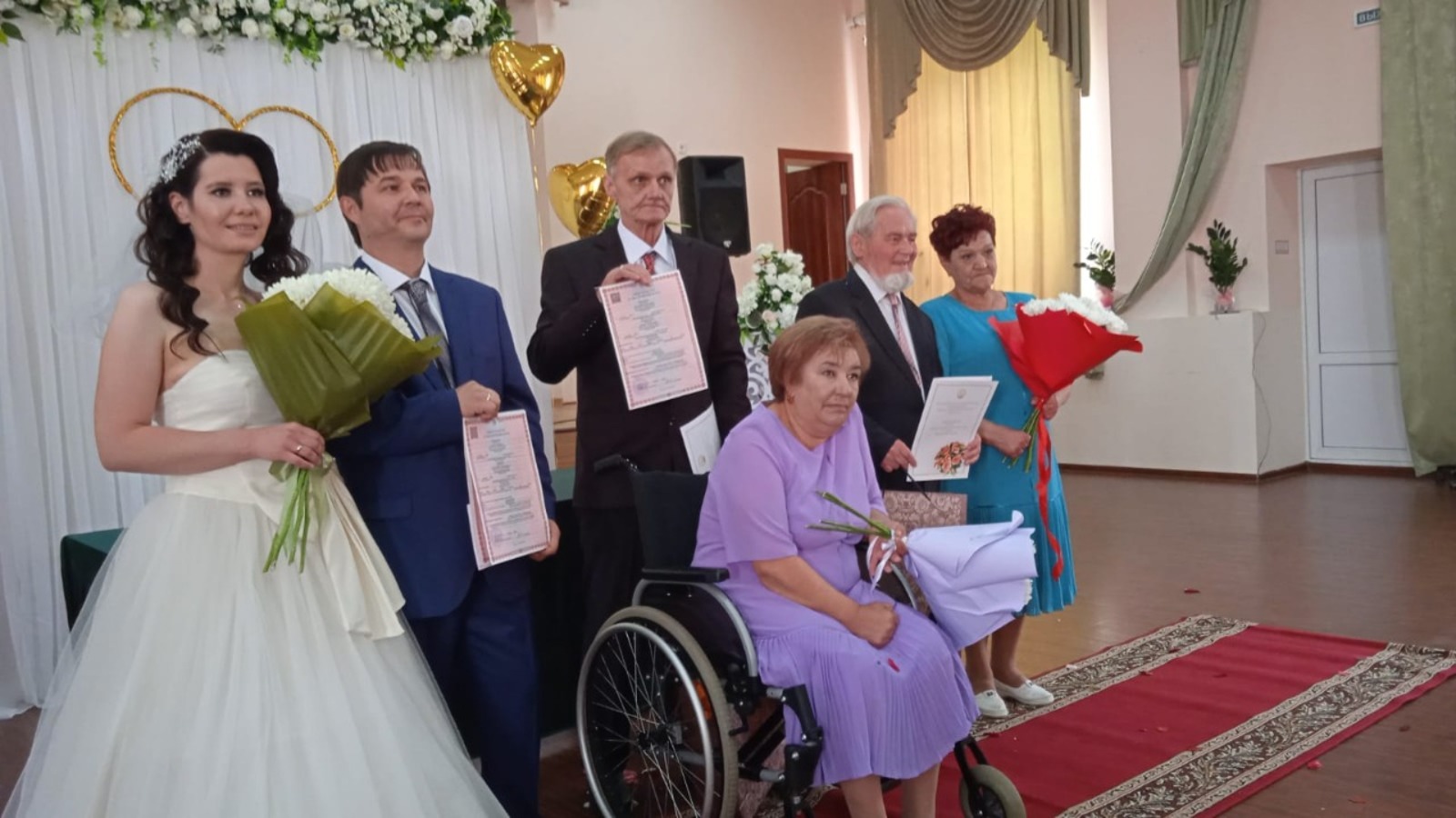 В Башкирии в доме-интернате для престарелых и инвалидов в один день сыграли три свадьбы