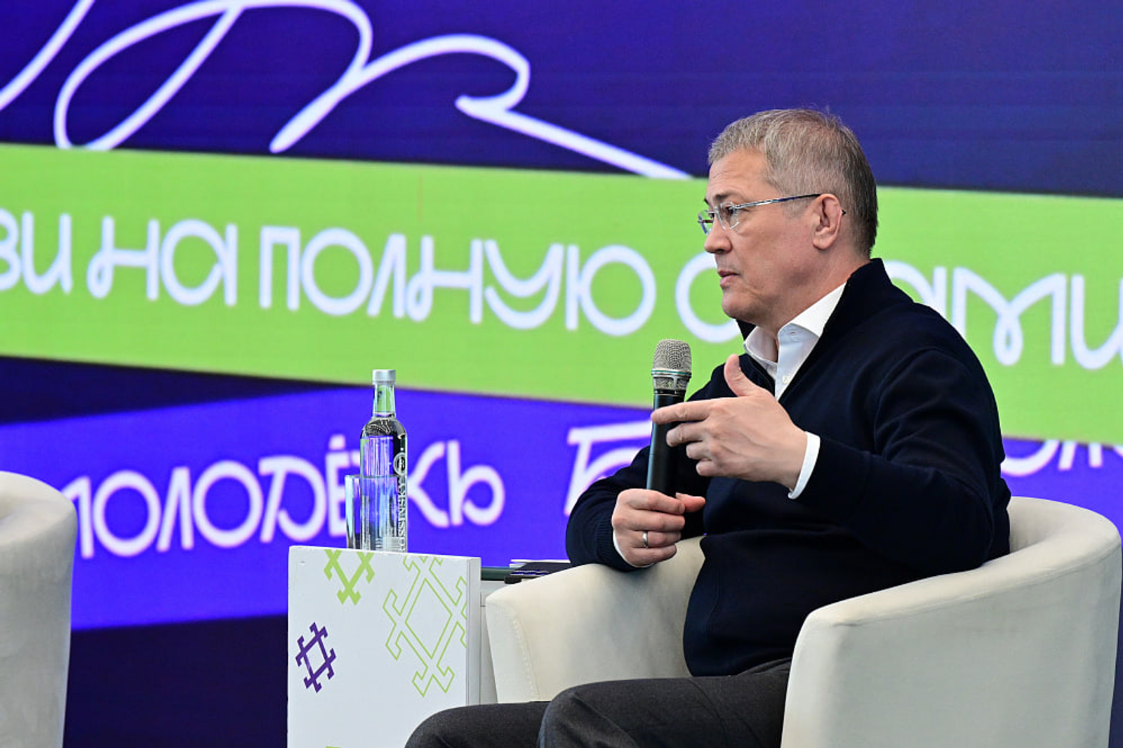 Радий Хабиров встретился с молодыми депутатами Башкирии