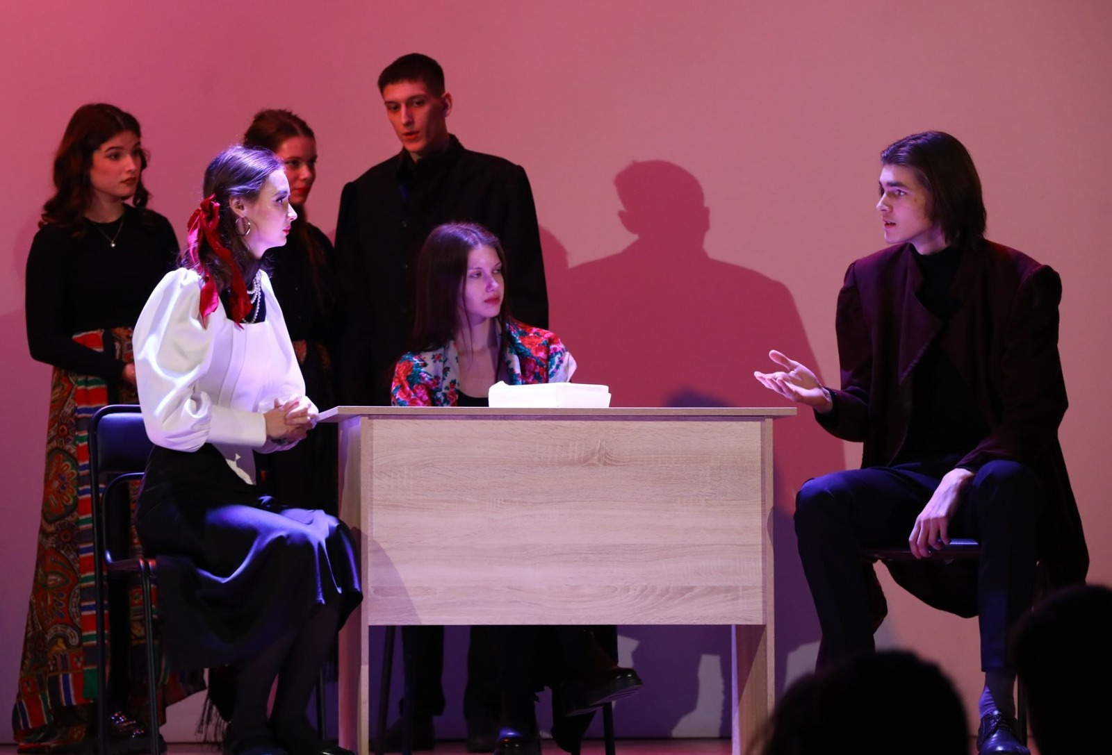 автора На сцене —  князь Мышкин и Настасья Филипповна из романа Достоевского «Идиот».