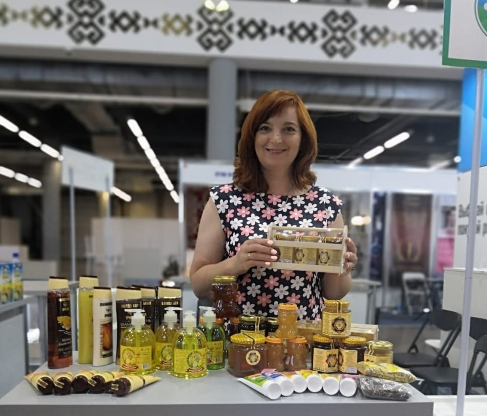 Башкирский центр по пчеловодству отправил первую тонну мёда в Азербайджан