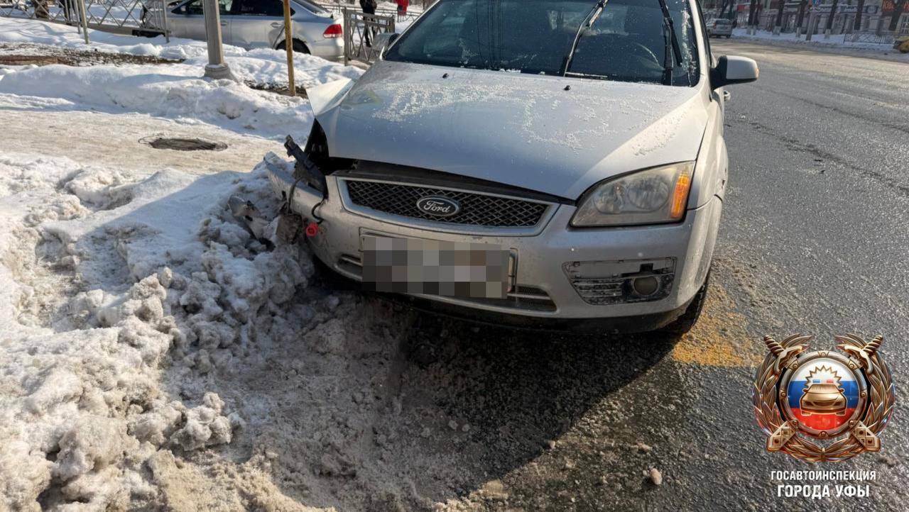 В Уфе двое детей госпитализированы после ДТП