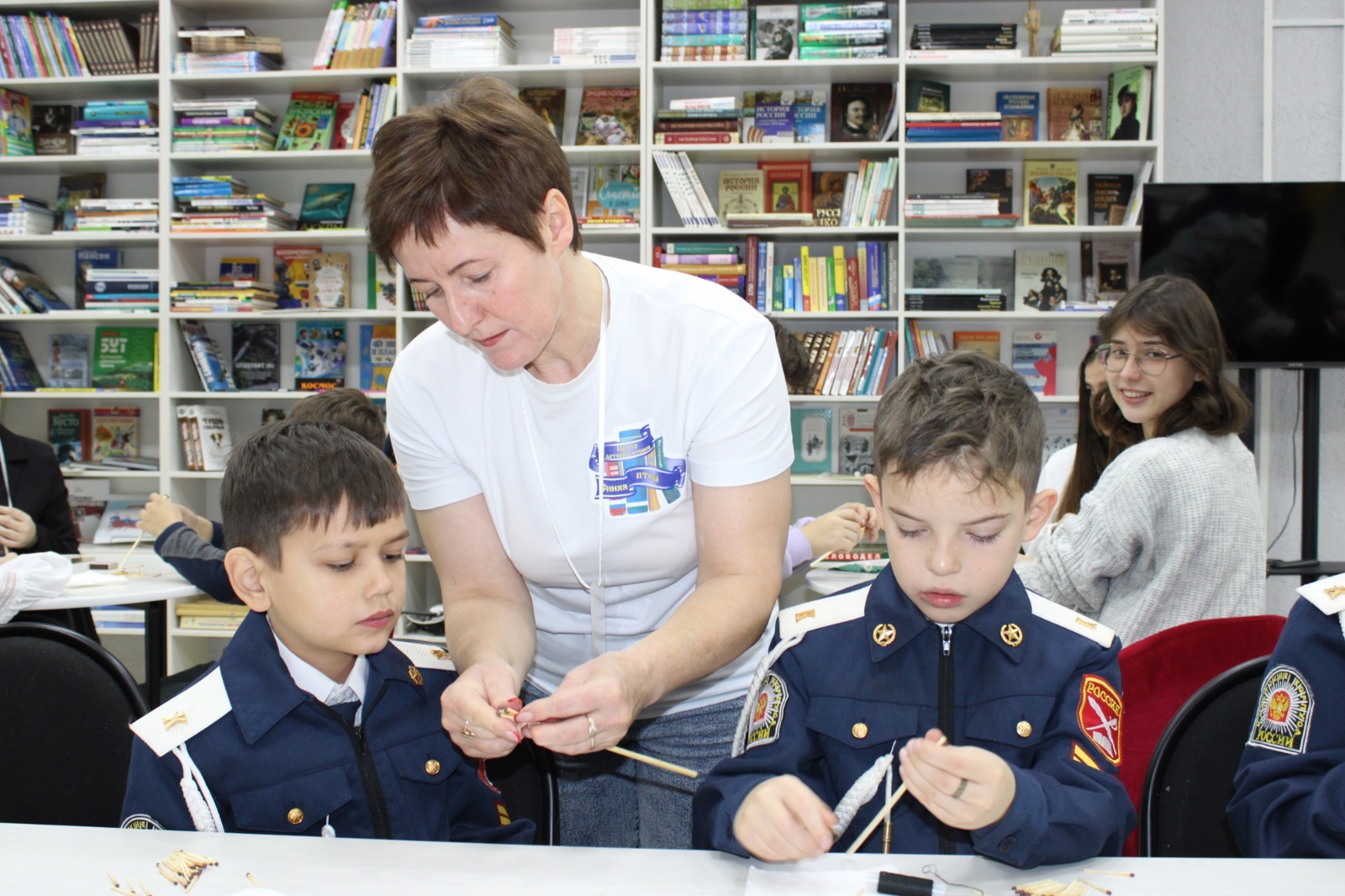 из архива центра «Синяя птица» В библиотеке помогают понять: даже маленький человек способен на большое дело.