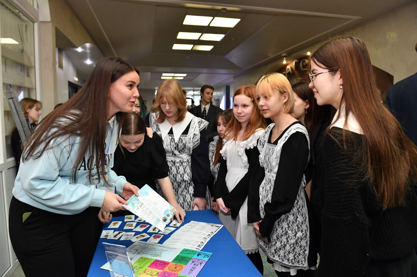 Альберт ЗАГИРОВ  Школьникам рассказали обо всех преимуществах учебы в академии госслужбы.