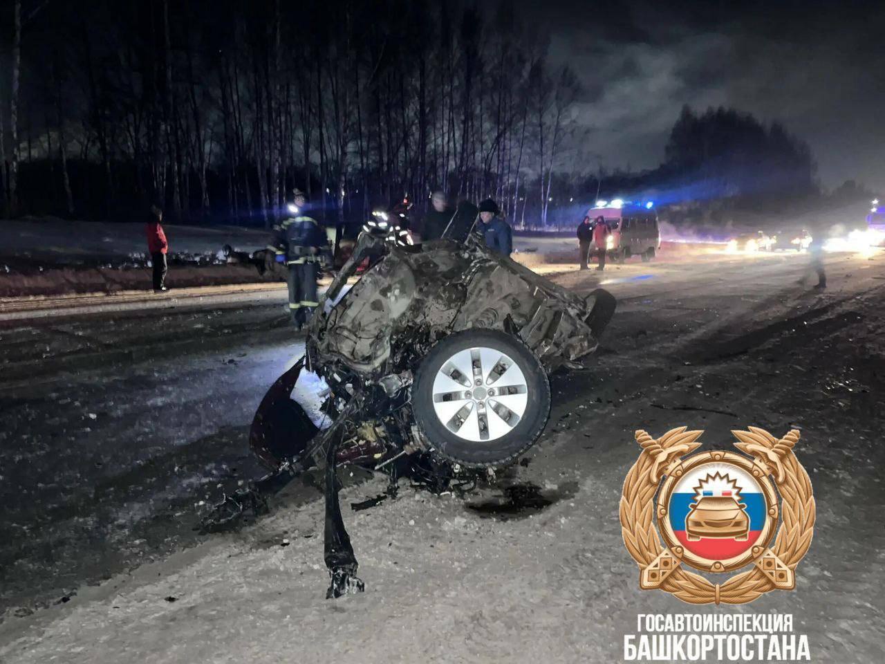 В Башкирии столкнулись Hyundai и Mercedes-Benz. Есть жертвы