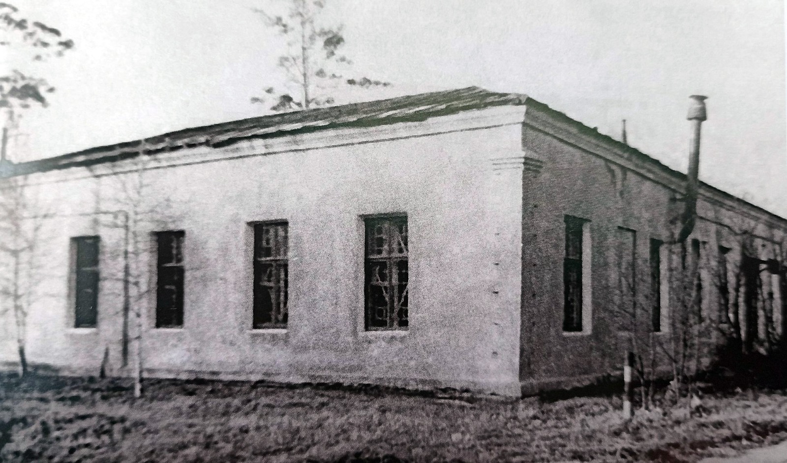 из сборника «Атомное сердце России» В таком, по сути, сарае начали получать детали из плутония для первой атомной бомбы.