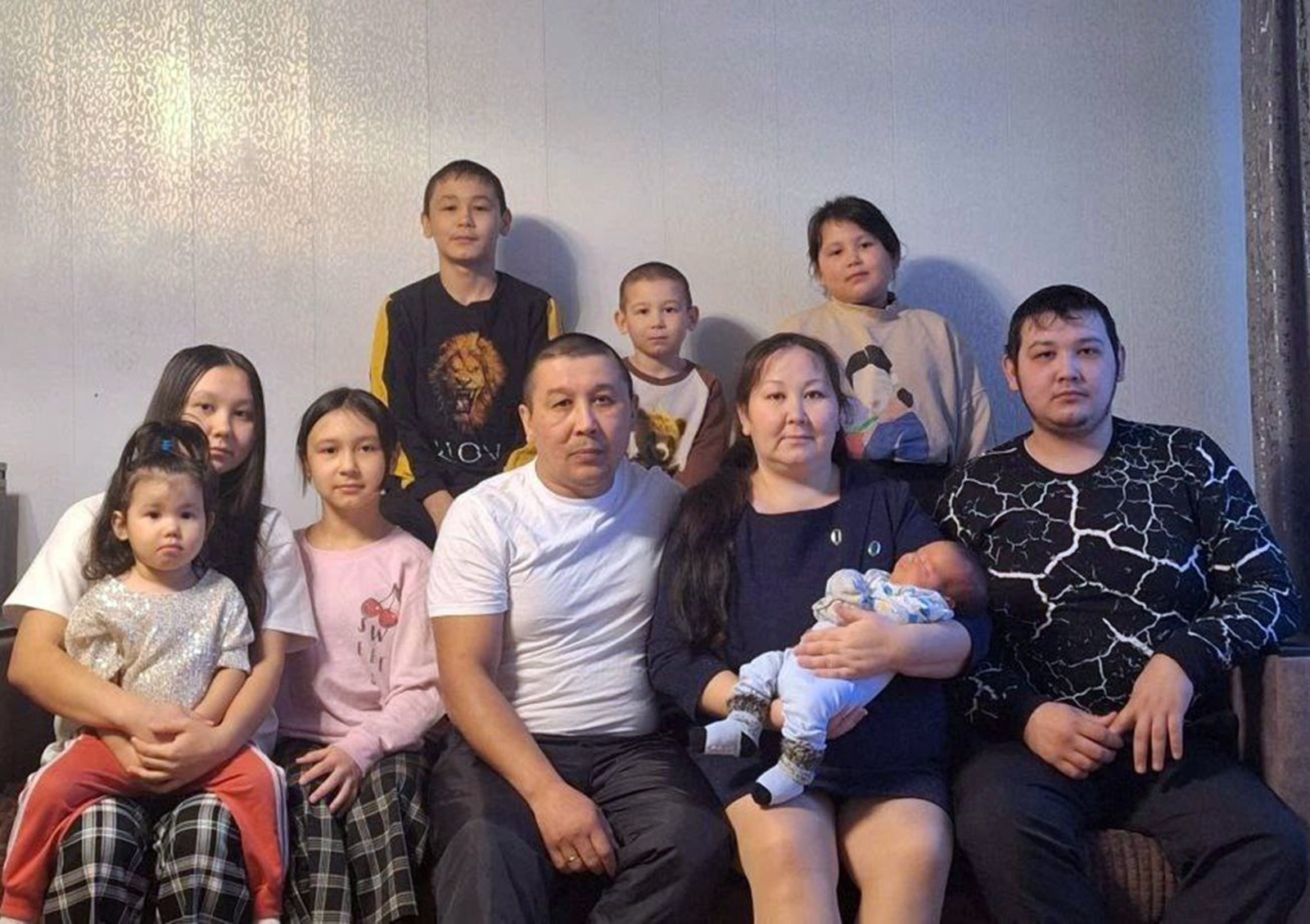 из семейного архива ГАРИПОВЫХ Эта семья построена на взаимном уважении и любви друг к другу.