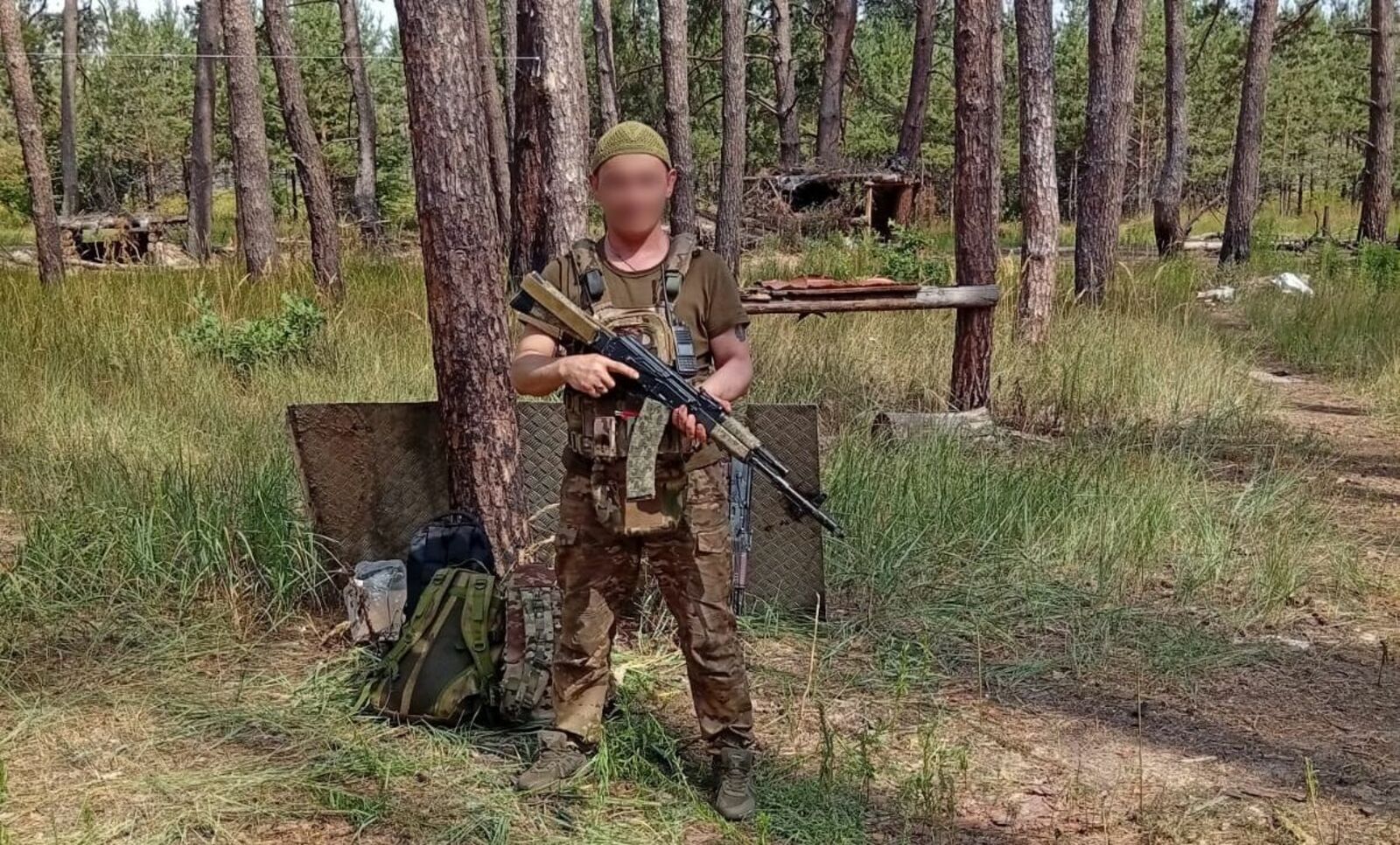 Быть штурмовиком — значит, принимать на себя первый удар. // Фото из архива бойца.