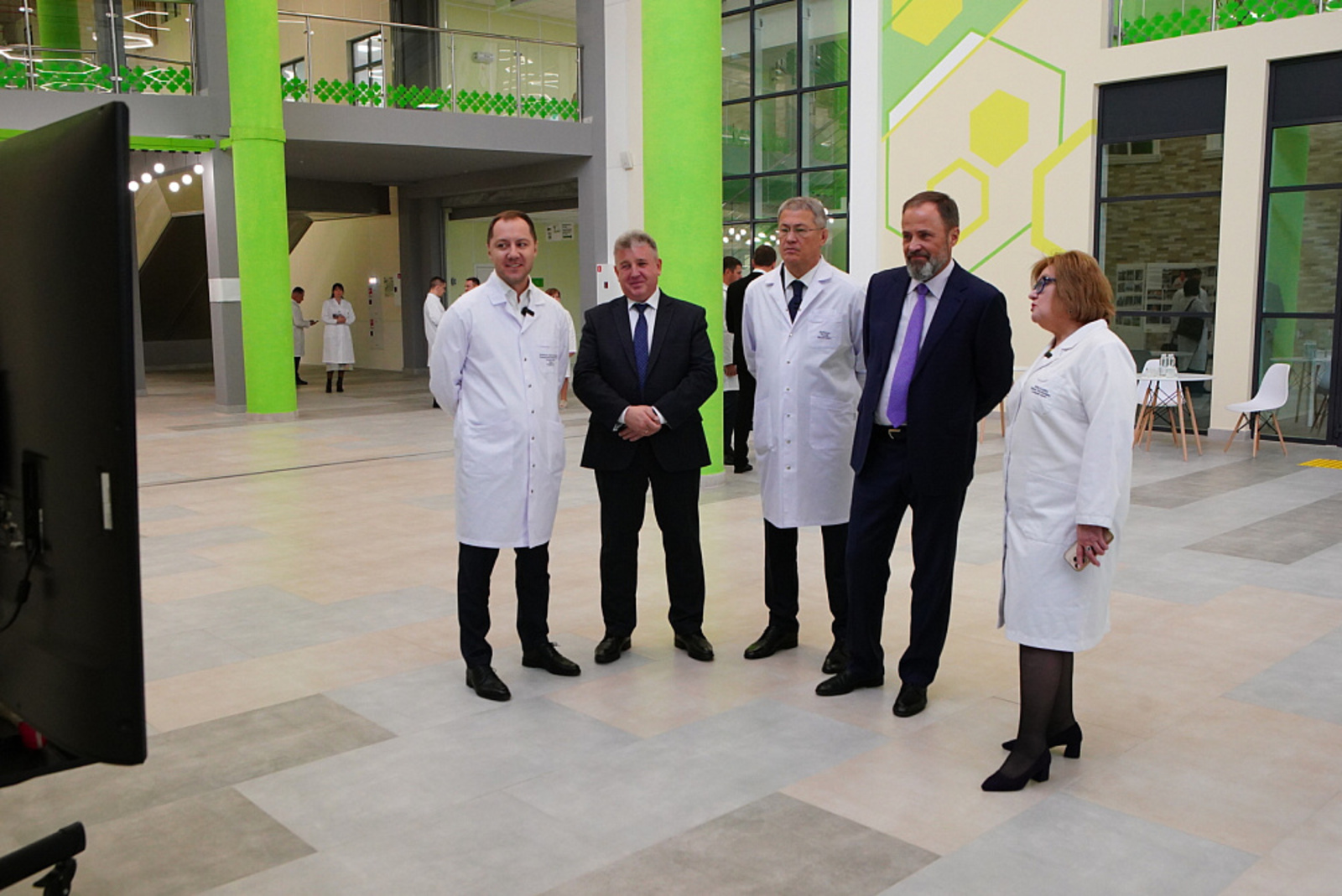 Полпред президента и глава Башкирии оценили работу нового кардиоцентра в Уфе