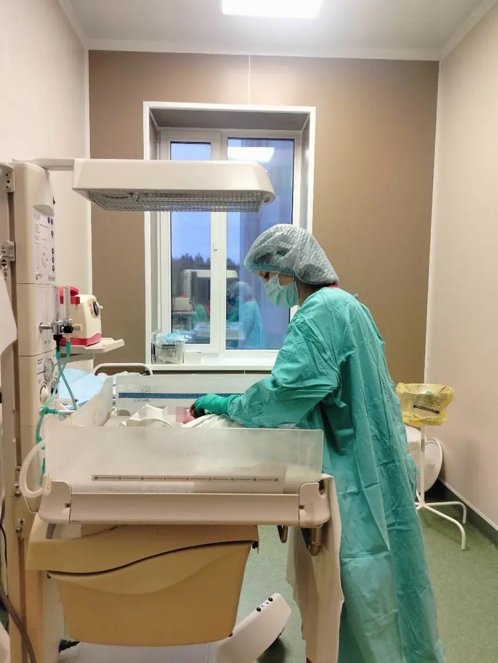 В РДКБ Башкирии спасли новорожденных деток, прибывших в клинику на вертолёте