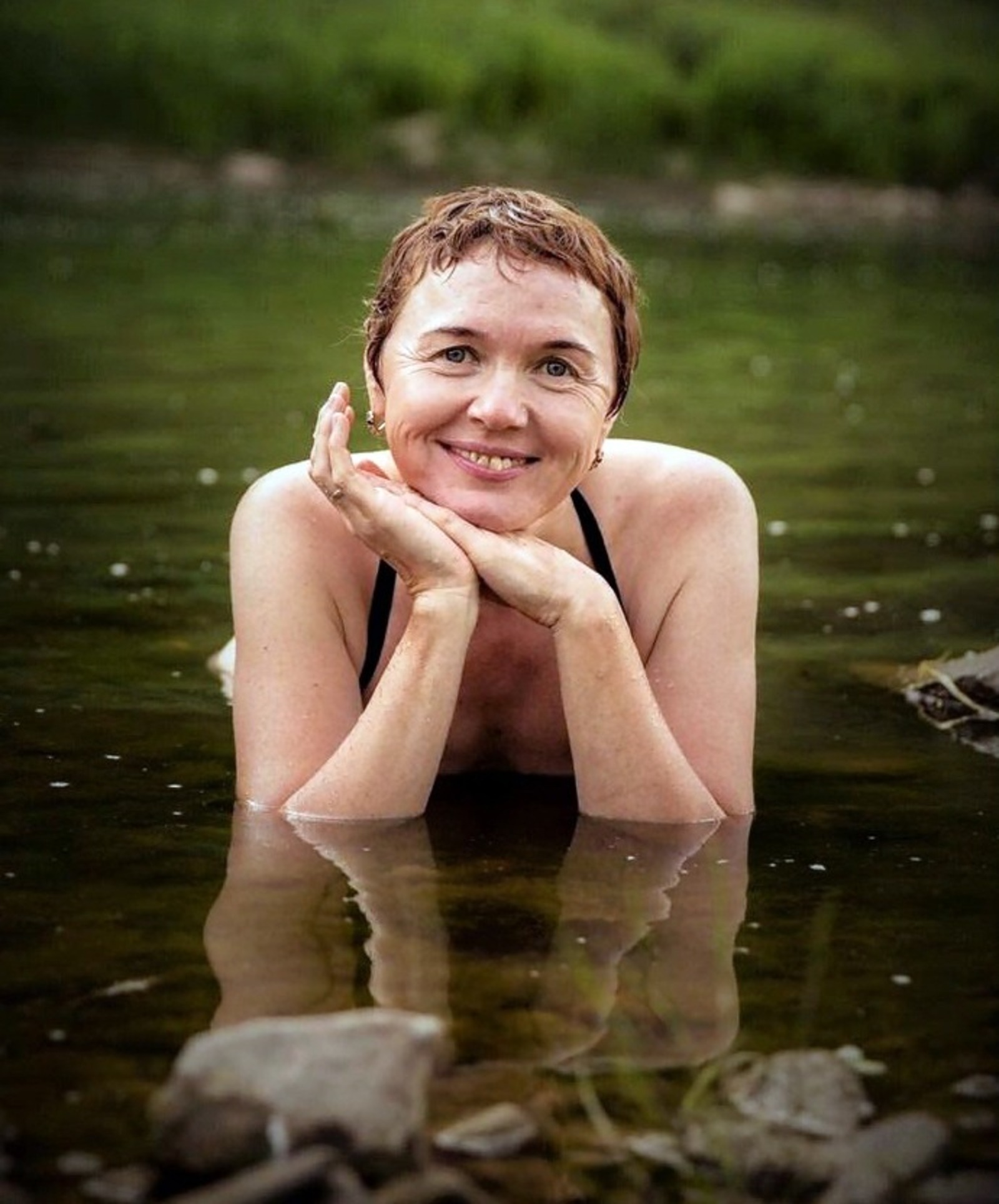 Людмила КАМНЕВА  Не только питание, но и водные процедуры помогут быстро фигуру в порядок привести.