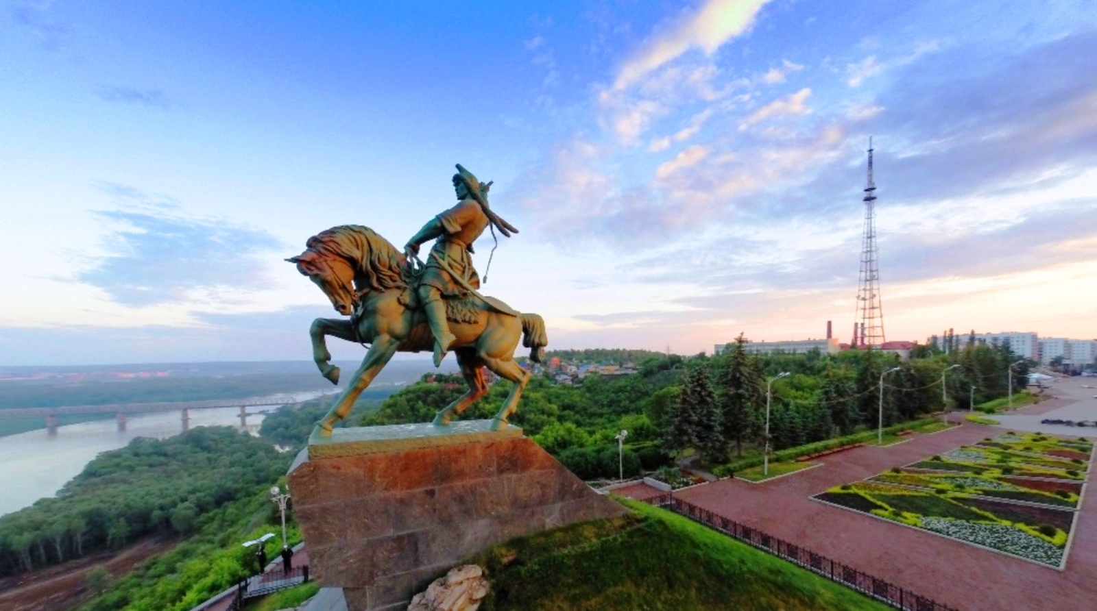 Как должен выглядеть памятник Салавату Юлаеву в Уфе, знают в Казани