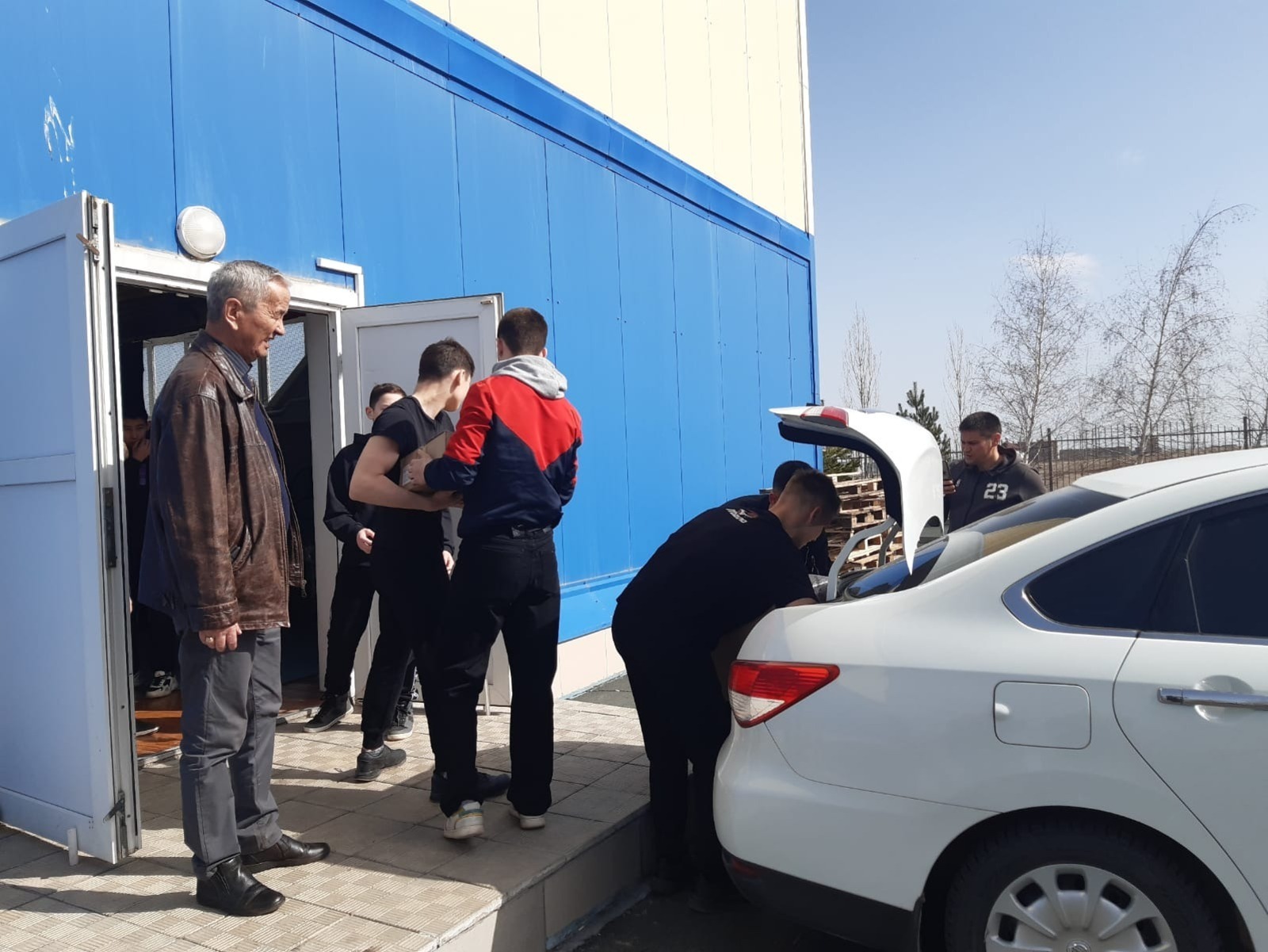 Журналисты из Башкирии доставили гуманитарную помощь жителям затопленных районов
