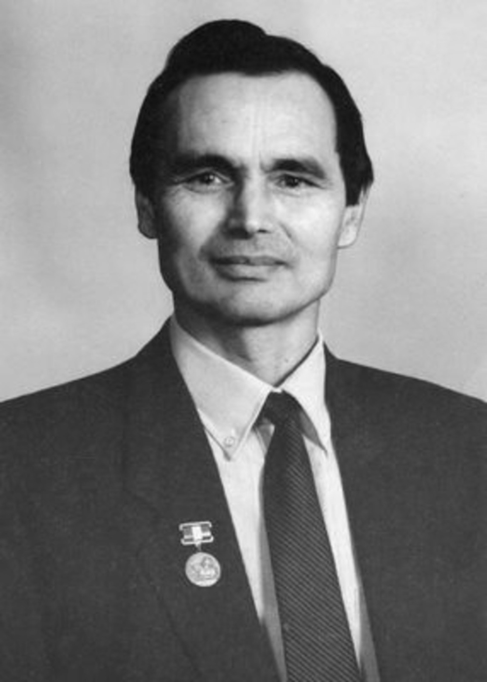 В Башкирии отметят 85-летие поэта Кадима Аралбаева