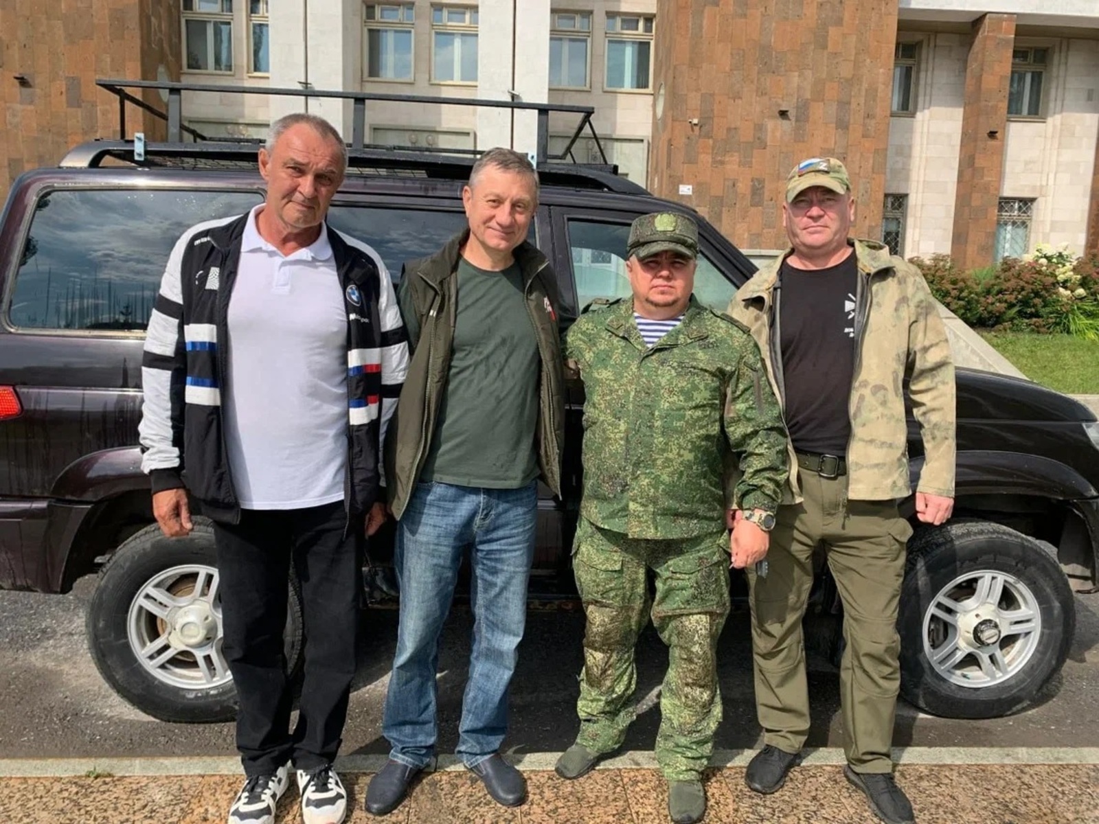 Житель Башкирии передал бойцам свой автомобиль УАЗ