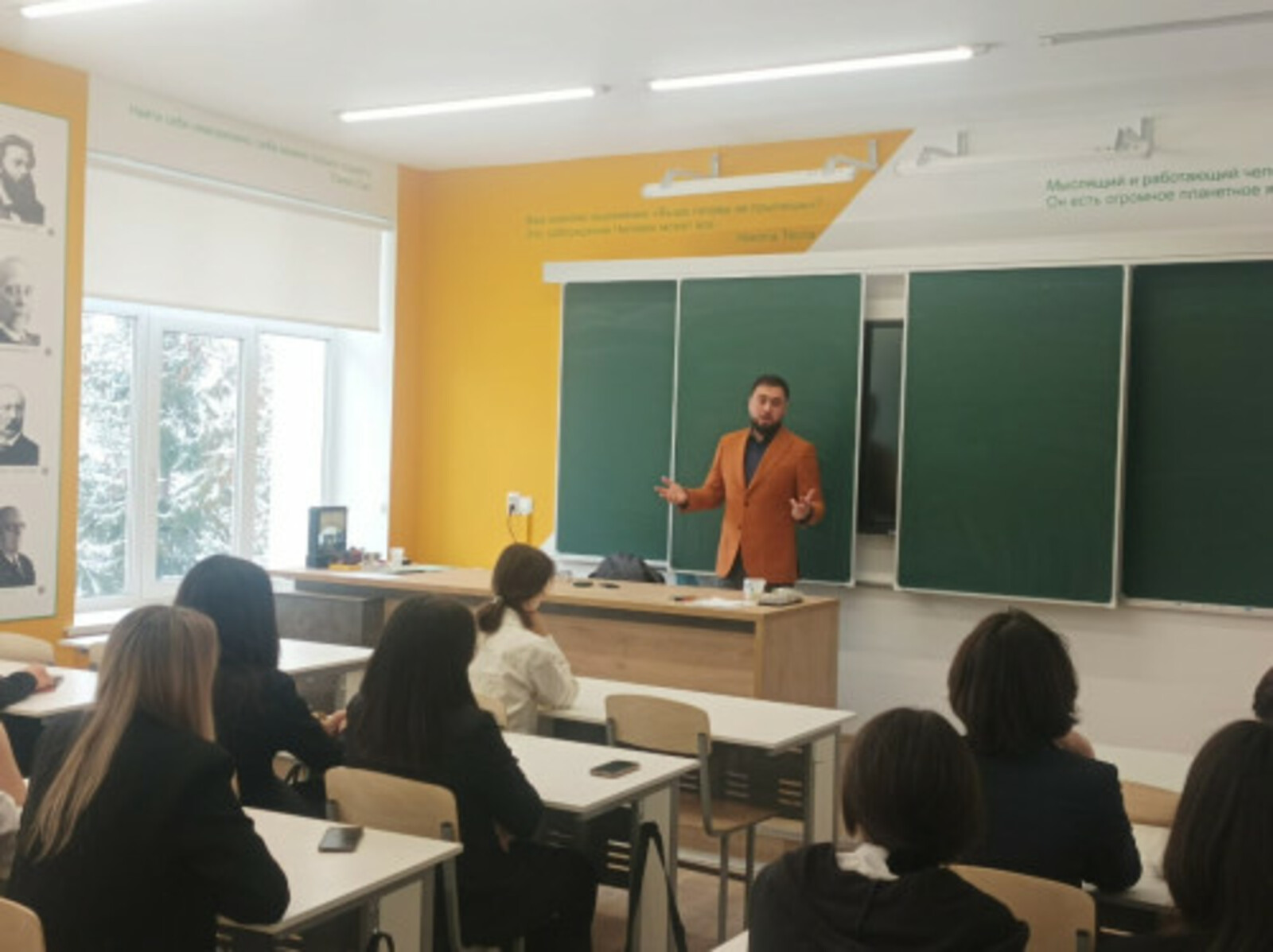 В Башкирии школьникам прочли лекцию об искусстве переговоров в бизнесе
