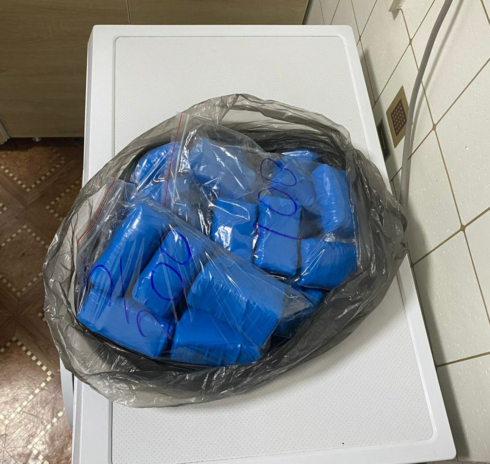 У семерых жителей Башкирии нашли семь килограммов наркотиков