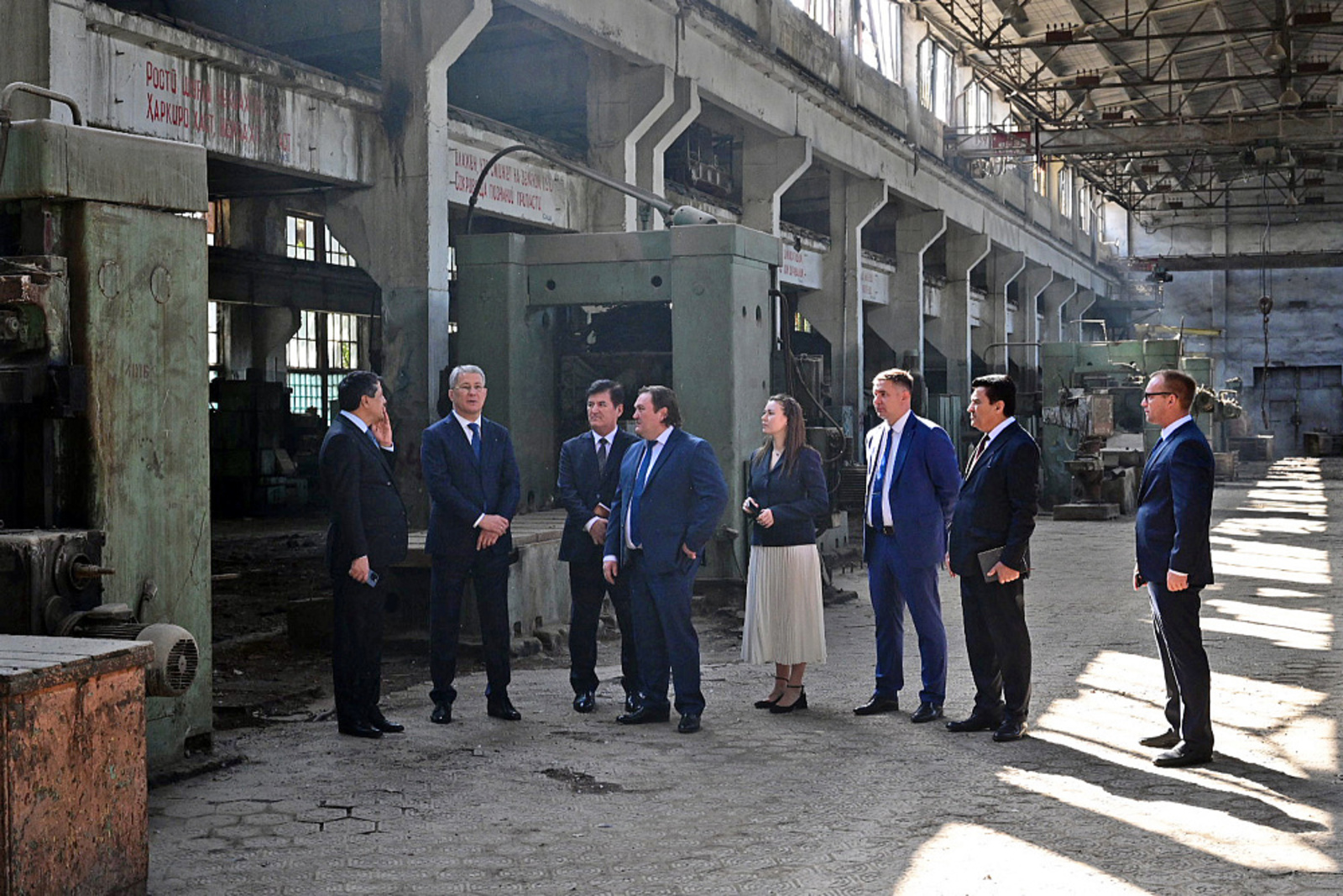 Радий Хабиров побывал на стройплощадке индустриального парка в Душанбе