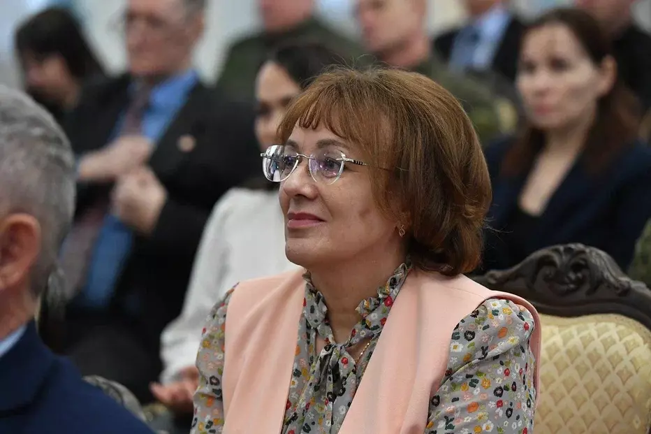 Радий Хабиров вручил государственные награды