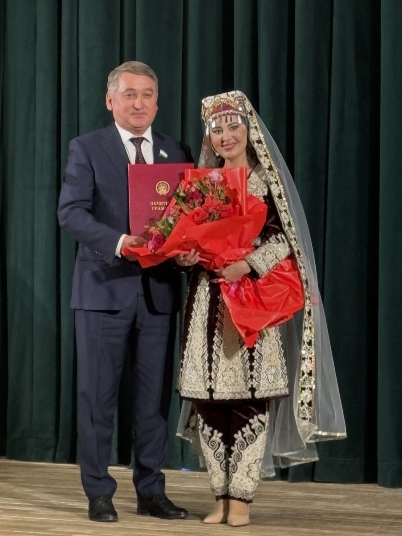 В Уфе прошёл бенефис актрисы Гульшат Гайсиной