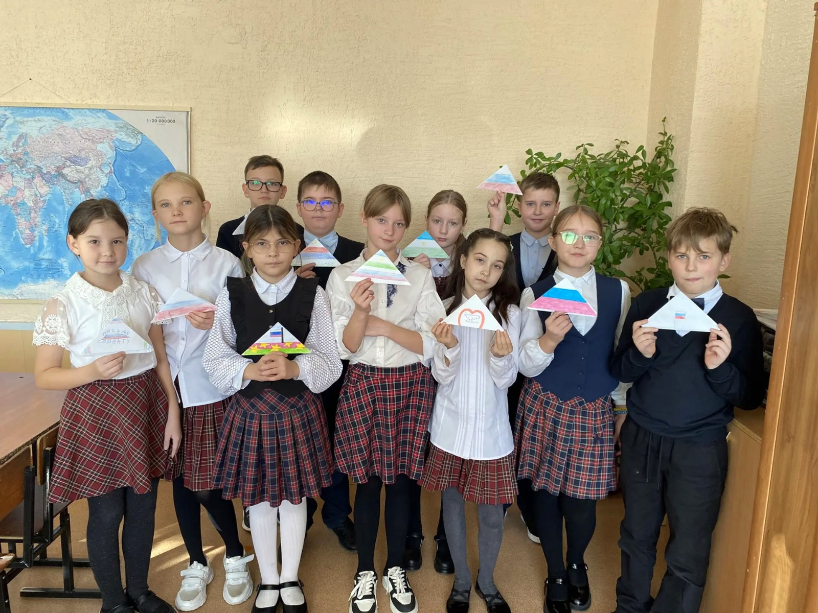 из архива школы № 21 Письма от учеников школы № 21.