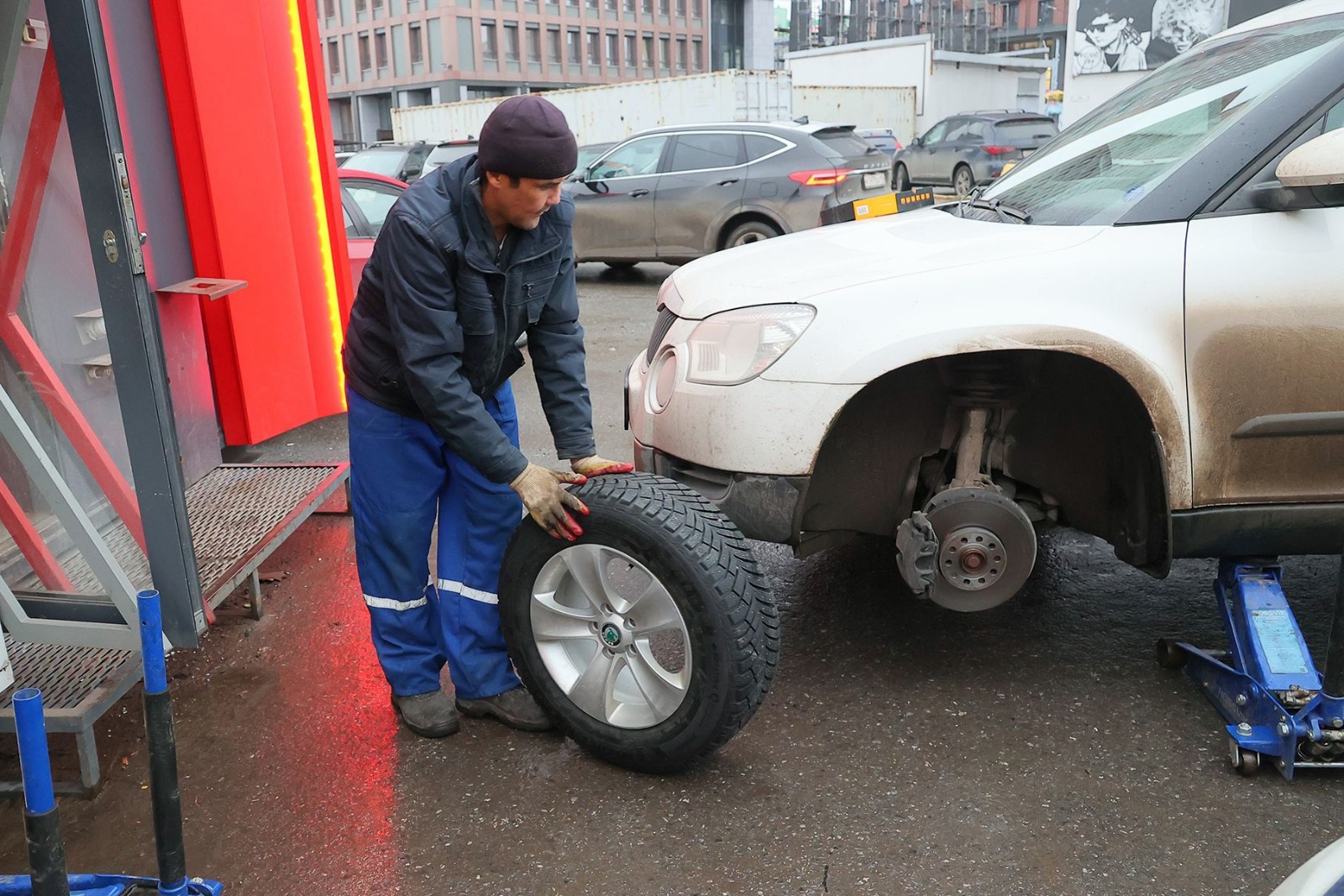 Александр ДАНИЛОВ  Старые шины не должны наносить вред природе.