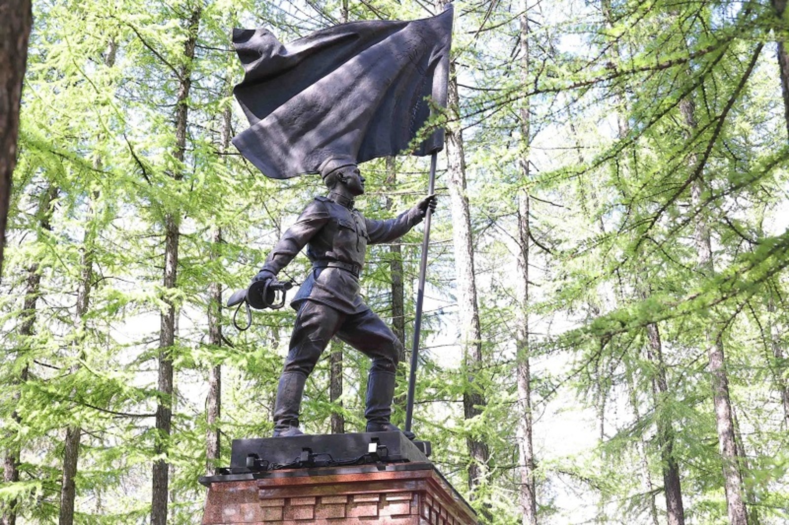 В Уфе открыли памятник участнику Великой Отечественной войны Гази Загитову