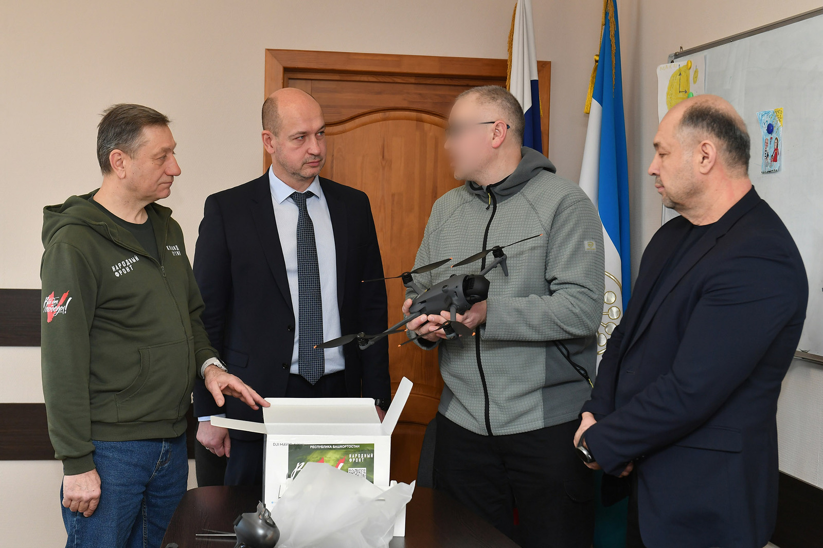 Журналисты Башкортостана передали квадрокоптер и тепловизор коллеге на передовую