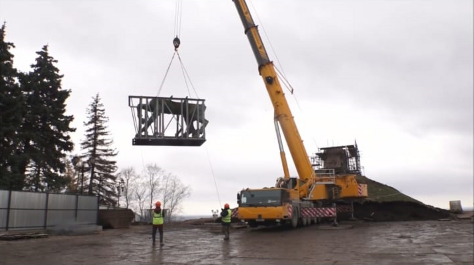 В Уфе завершился демонтаж памятника Салавату Юлаеву