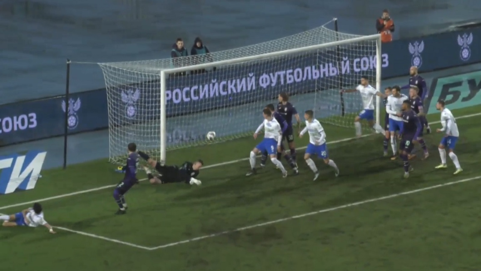 ФК «Уфа» потерпел разгромное поражение от «Факела»