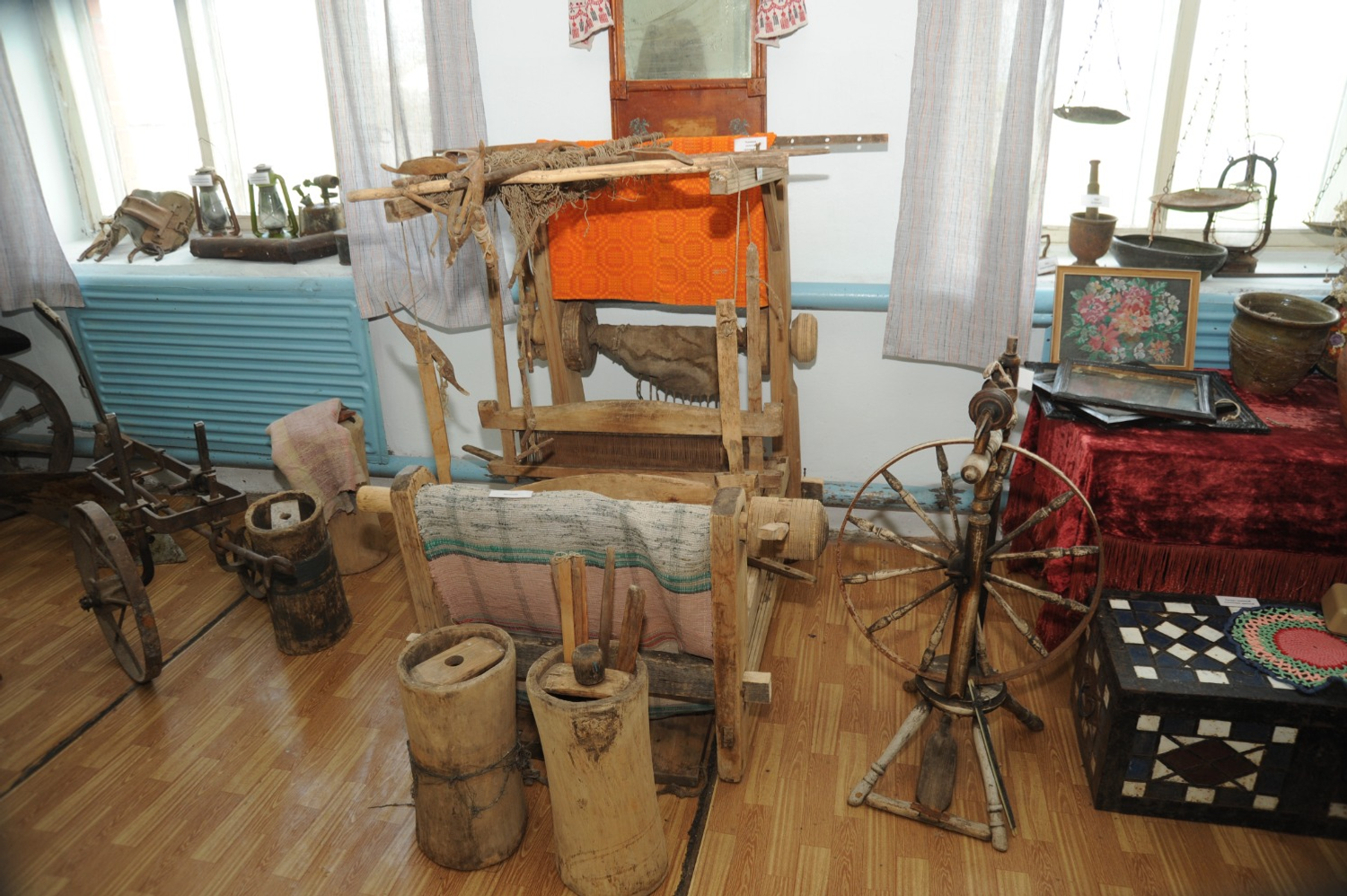 Ринат РАЗАПОВ  Фрагмент экспозиции музея сельского быта.