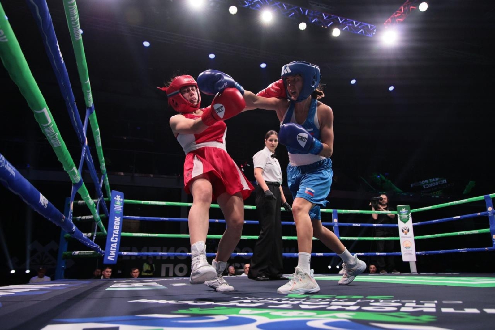 В Башкирии боксом профессионально занимаются более девяти тысяч человек