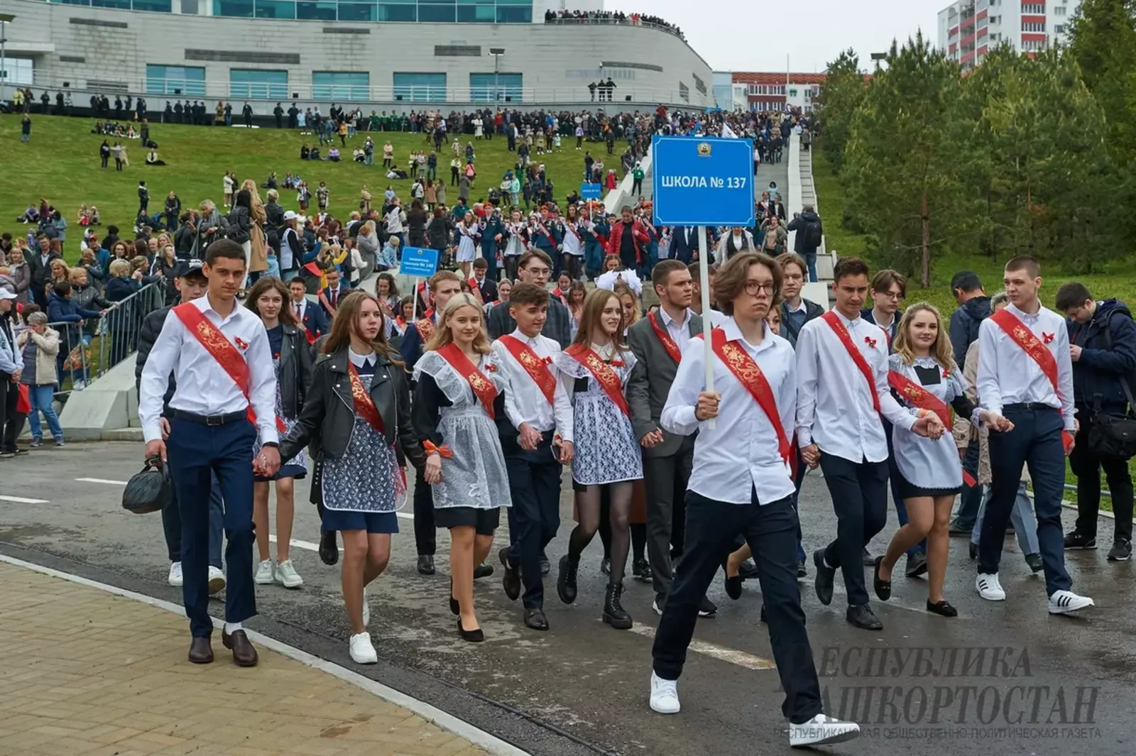 В Башкирии «Последний звонок» прозвучит для 15,5 тысячи выпускников